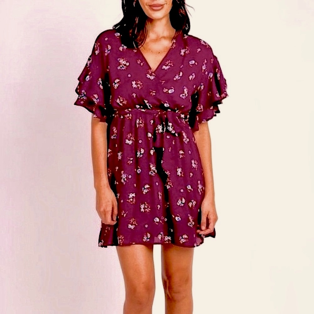 Lulu’s She + Sky plum floral print flutter-sleeve wrap dress NWT Sz Small
